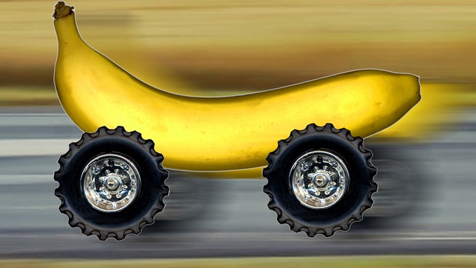 Banánová auta a motorky z ananasu