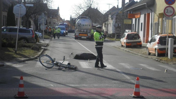 Hezké počasí vylákalo cyklisty, dva na Moravě zemřeli