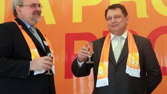 ČSSD se ohradila proti spekulacím o finančních problémech strany