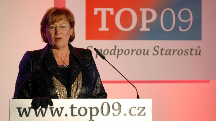 Střídání stráží na ministerstvu práce: Drábka dnes nahradí Müllerová