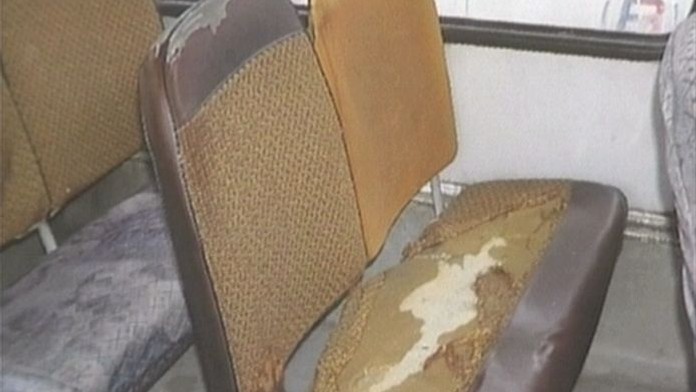 Děti odmítá dopravce kvůli jejich vandalství