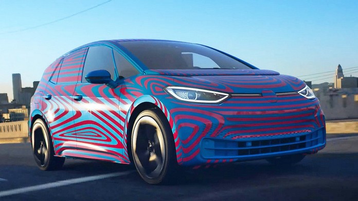 Revoluce začíná. Podivným prckem od VW s ještě divnějším názvem
