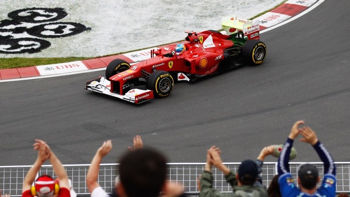 F1 ON-LINE: V Kanadě si pole position vyjel Němec Vettel