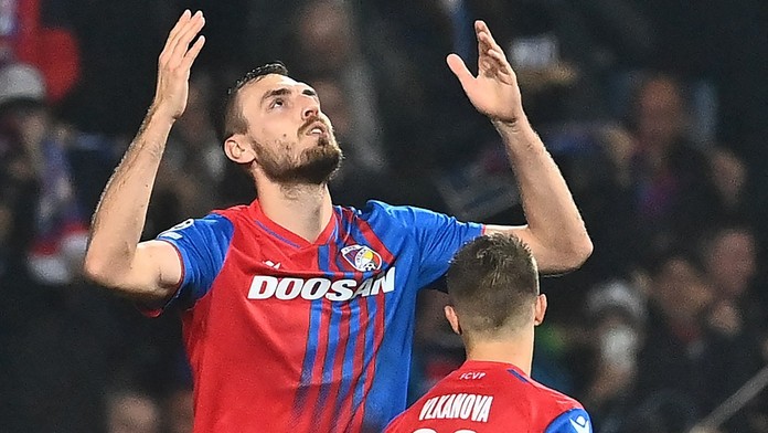 Plzeň na úvod ligy prohrála v Teplicích. Slavia bez problémů přehrála Hradec