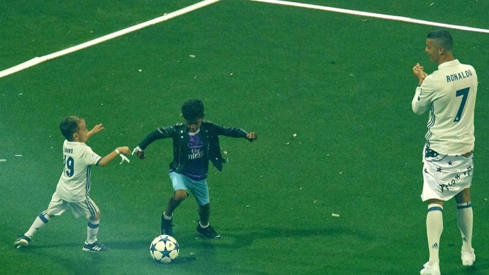 VIDEO: Malý Cristiano potěšil tátu: Jak si povodil malého Modriče?