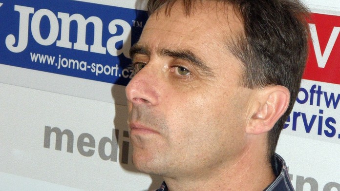 Bývalý trenér Hřídel zbil expřítelkyni, soud ho potrestal podmínkou