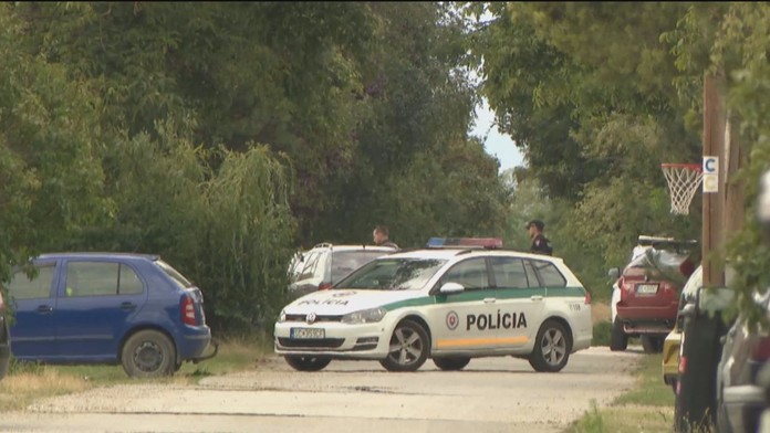 Nešťastné okolnosti smrti batolete u Sence. Matka utopení zabránit nemohla