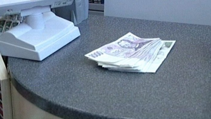 Policie dopadla pachatele vyloupení banky