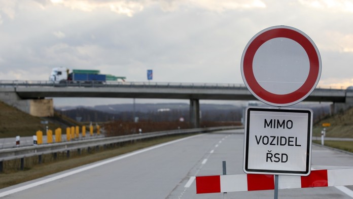 Eurovia konečně opraví část zpackané dálnice. Zabere to skoro půl roku