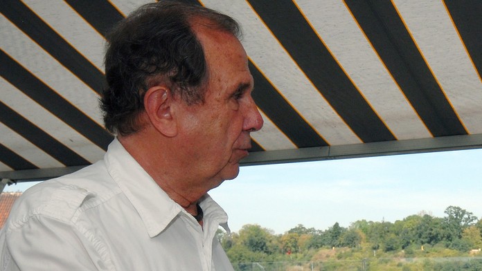 Robert Bakalář - výborný komentátor i náramný šprýmař. NĚKTERÉ JEHO PERLY