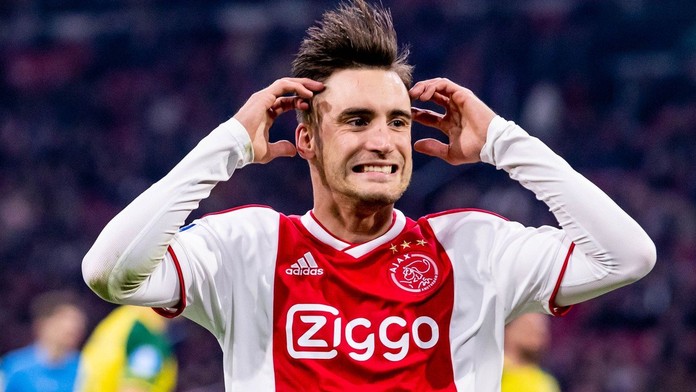 Vlastňák roku! Ostřílený matador Ajaxu předvedl žákovskou chybu