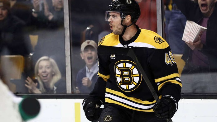 Češi táhli Boston! Krejčí ničil gólmany Detroitu, válel i Pastrňák
