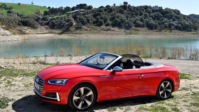Svezli jsme se s novou Audi S5 Cabriolet! Jak vypadá a jak jede?