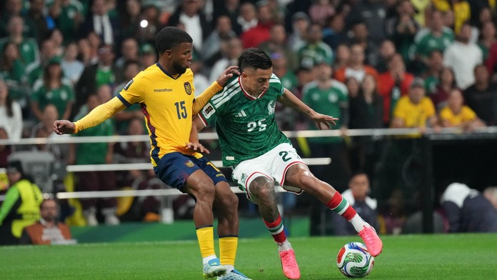 MS 2026 ON-LINE:  Mbappé dorovnal Messiho. Mexiko postoupilo