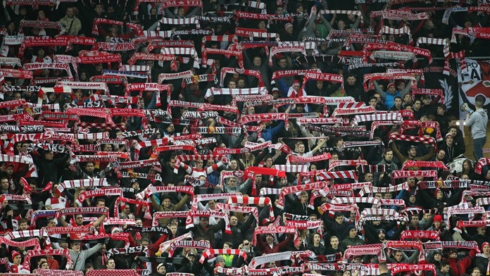 Problémy v Edenu: Pokuta za fanoušky a Bořil mimo hru