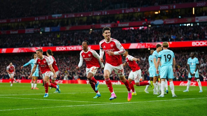 Arsenal to dokázal. Na titul si museli počkat dlouhých 22 let