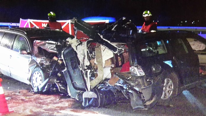 Mladík v audi nevybral zatáčku, při čelní srážce zemřel spolujezdec