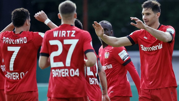Český bundesligový souboj mezi Schickem a Daridou vítěze nenašel
