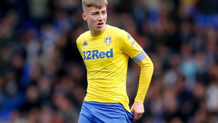 Tottenham čekal rok a půl na posilu! Ulovil klučinu z Leedsu