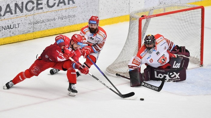 Nejdřív gólová dieta, pak přestřelka. První finále pro Třinec