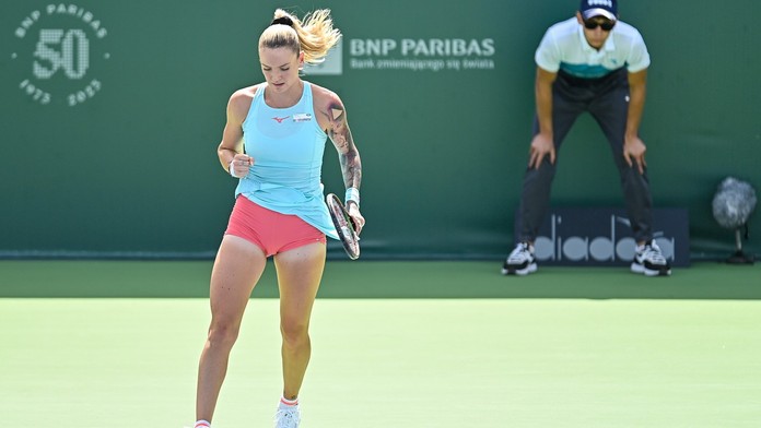 Martincová a Nosková postoupily v Praze do 2. kola. Loučí se tři Češky