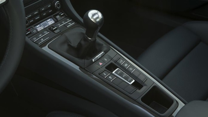 Porsche připravuje další auto pro nadšené řidiče. Bude mít manuál
