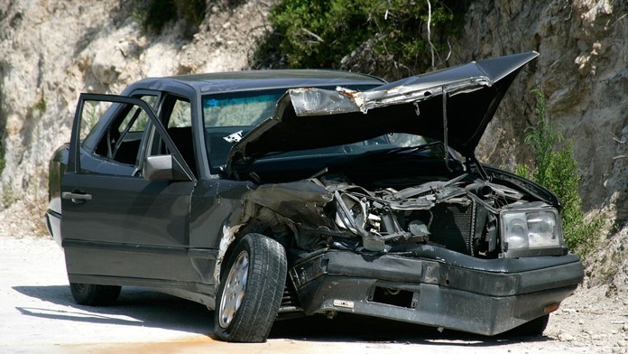 Nikolu nabourali v Chorvatsku: Auto přes střechu, strach o život