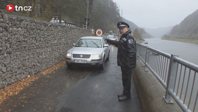 Silnice z Hřenska do Německa zůstane uzavřena do konce ledna