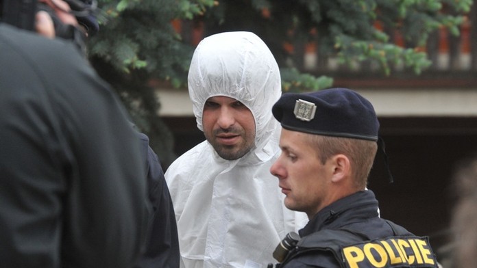Podnikatel měl tělo své oběti 20 let ve sklepě! Policie vyřešila vraždu