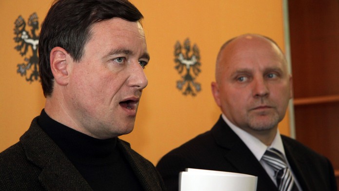 Středočeši se třesou. Rath za mřížemi může stát kraj hodně peněz
