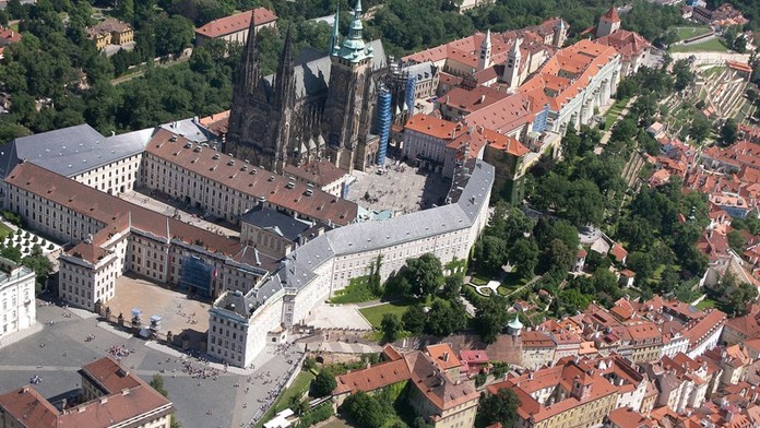 Ministerstvo si sype popel na hlavu: Příště zkontrolujeme všechny podpisy kandidátů