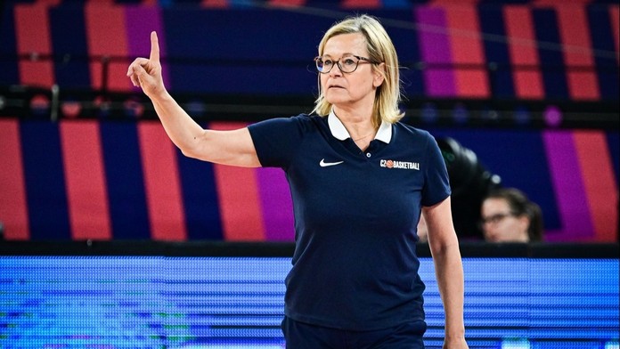 Trenérka basketbalistek Ptáčková: Kruté, osud nás zkouší. Cítíme se zas mizerně