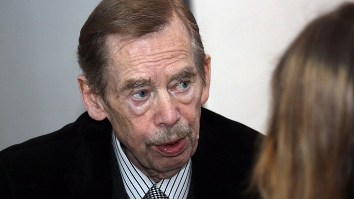 Václav Havel, symbol pádu totality, by dnes oslavil šestasedmdesátiny