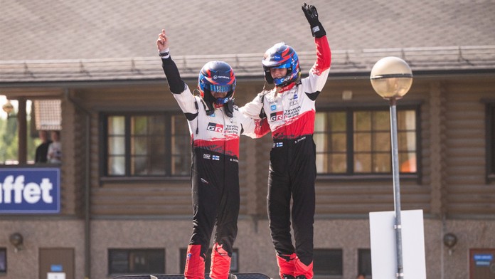 Pajari ovládl Finsko po děsivé Ogierově nehodě. Prokop byl ve WRC2 čtrnáctý