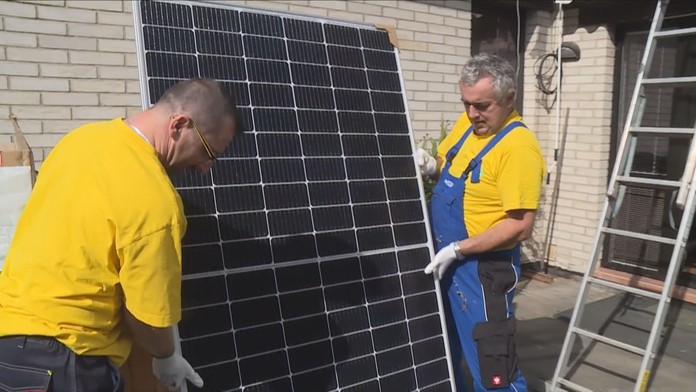 Energetická soběstačnost: Na malou fotovoltaiku nepotřebujete stavební povolení