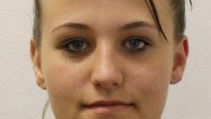 POMOZTE: Eliška (15) nepřišla ze školy domů! Rodina má o ni strach