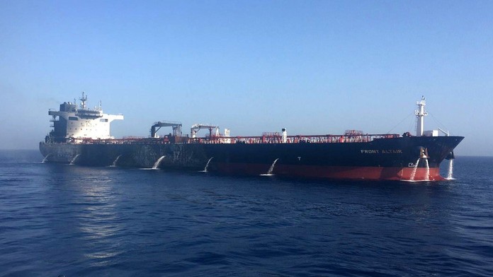 Válka o tankery? USA po útocích na lodě chtějí vojenskou koalici!