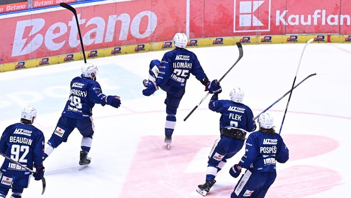 Sedmiletý půst je u konce. Kometa srazila Pardubice a slaví extraligový titul
