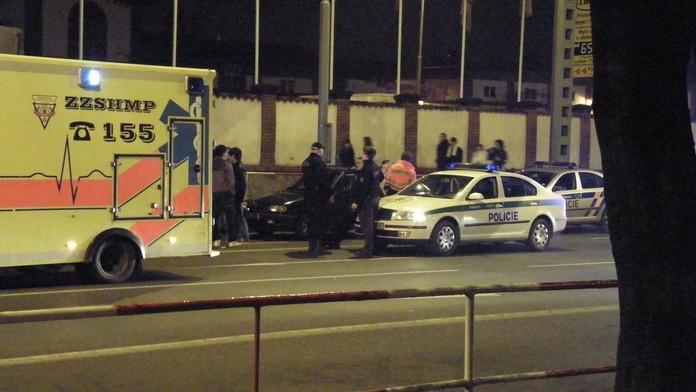 V pražském Břevnově srazilo auto ženu, zemřela na místě