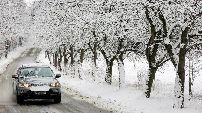 Zlobí vás v zimě auto? Pomůže pár jednoduchých triků