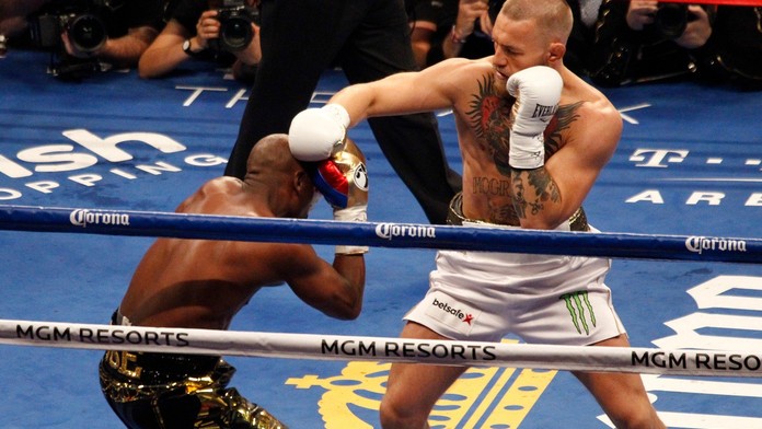 Chci odvetu! McGregor vyzval Mayweathera k dalšímu zápasu