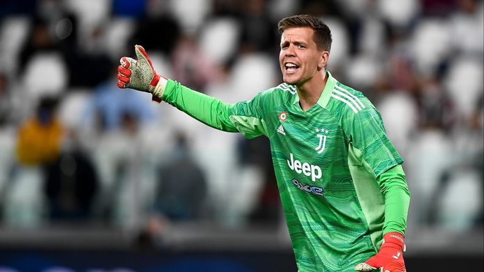Blýská se na lepší časy? Szczesny se po chybách v Serii A dává dohromady
