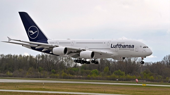 Letadlo Lufthansa Airbus A380