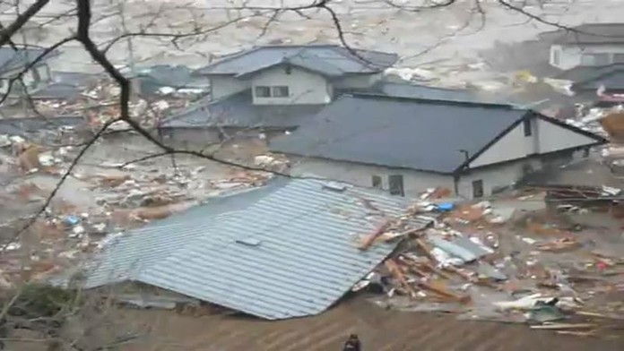 Japonsko se po dalším ZEMĚTŘESENÍ připravuje na TSUNAMI!