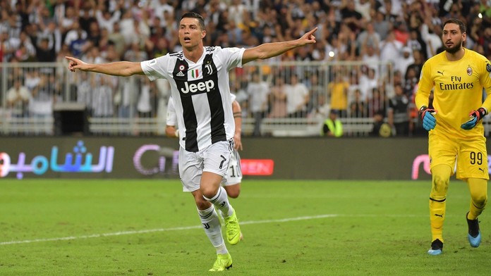 Ronaldo získal v Itálii první trofej, Juventus ovládl Superpohár