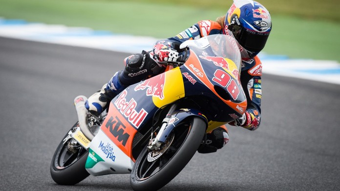 Kvalifikace ve Valencii: Hanika odstartuje v Moto3 z třetí řady