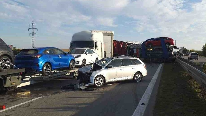 Závažná dopravní nehoda na D2 ve směru na Brno