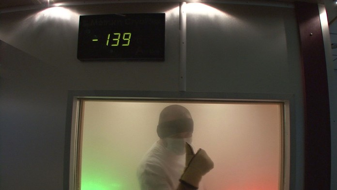 Muž plánuje, co bude dělat po smrti. Utratí za to 4,5 milionu