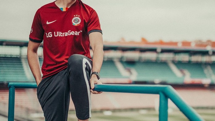 Fotbalisté v e-akci: Známe finalisty Sparta Invitation Cupu!