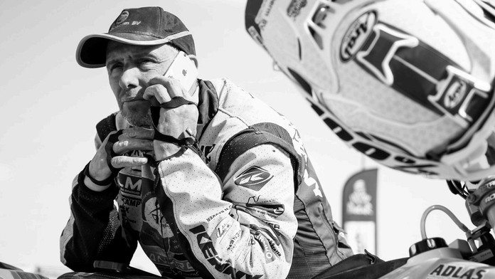 Dakar má druhou oběť! Zemřel nizozemský motocyklista Straver
